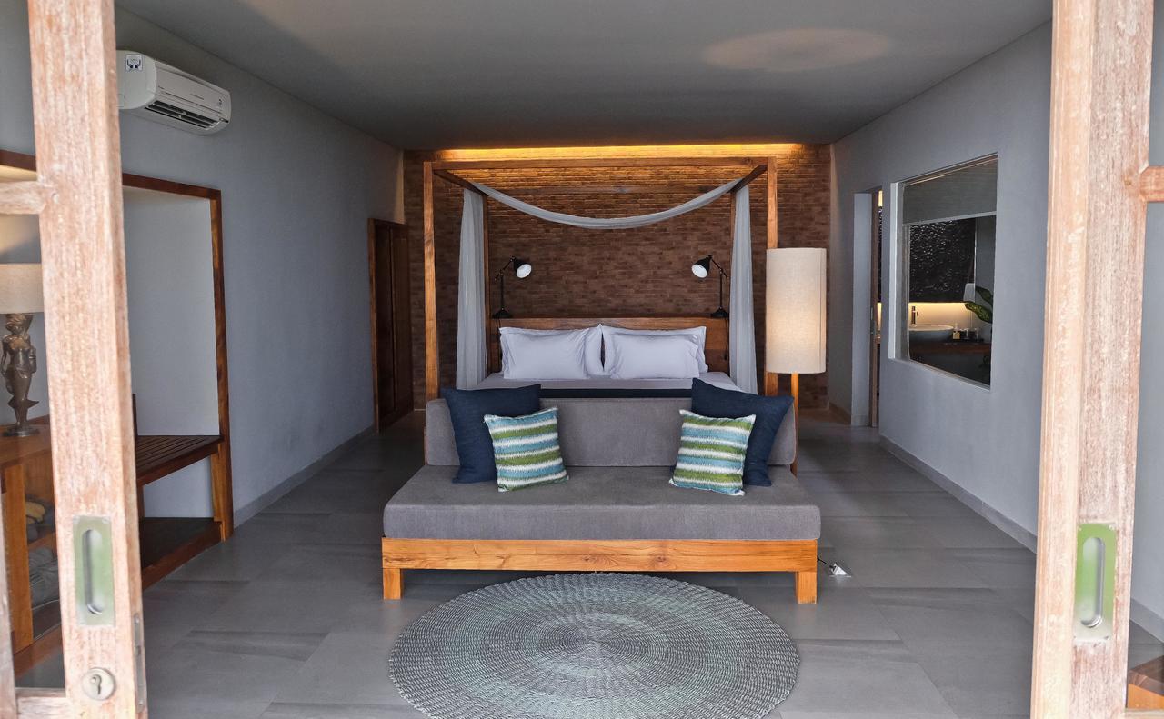 Umadewi Surf & Retreat Hotel Pulukan Bagian luar foto